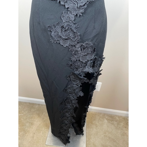 Sau Lee Florence Black Floral Appliqué Strapless Maxi Dress Size 4 - Picture 6 of 9